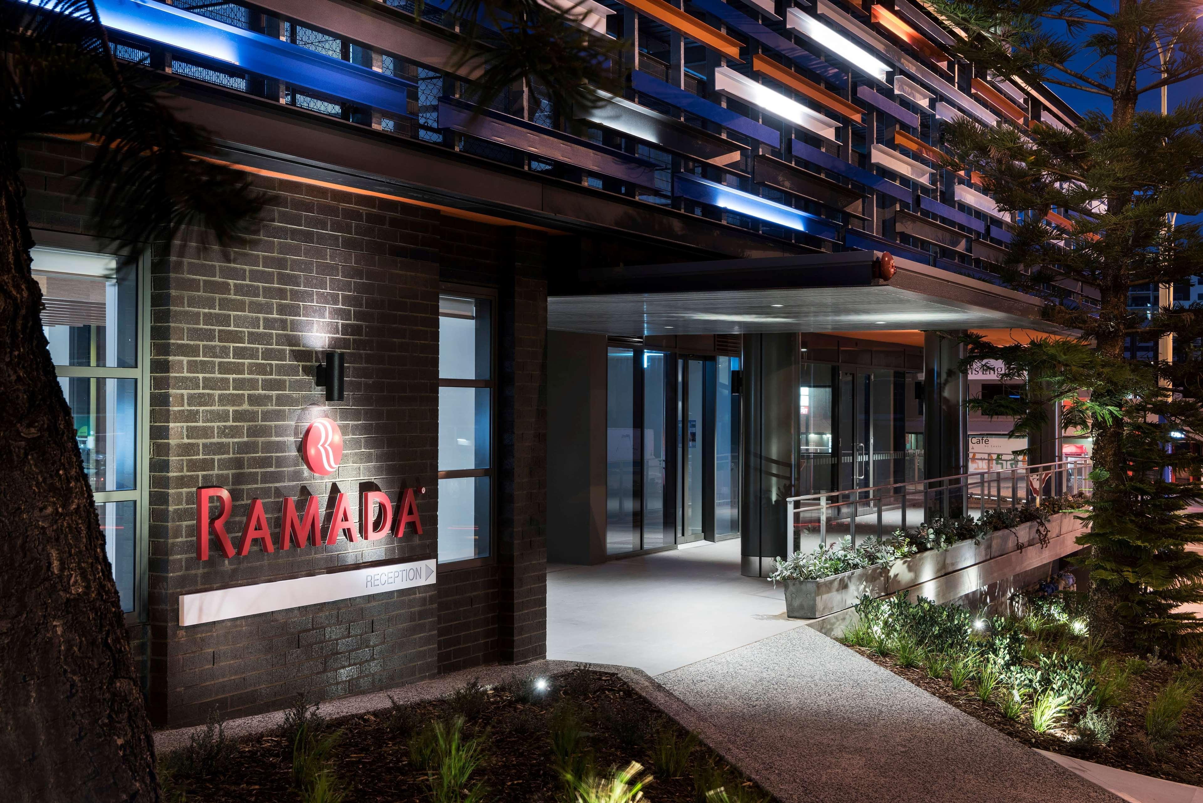 Ramada By Wyndham Vetroblu Scarborough Beach Perth Exterior photo